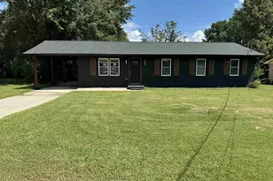 121 Hartley St, Fort Valley, GA 31030 - Photo 1