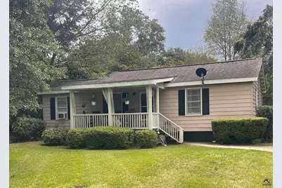 604 Lawson Drive, Perry, GA 31069 - Photo 1