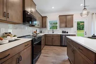 213 Park Bench Way, Byron, GA 31008 - Photo 11