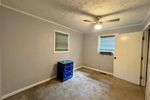 1189 SE Desota St, Gainesville, GA 30501 - Photo 9