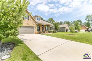 121 Blue Dunn Cir, Perry, GA 31069 - Photo 3