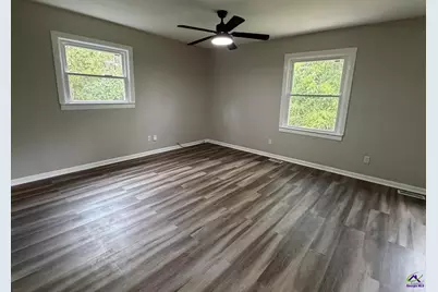 215 Sunnydale Drive, Warner Robins, GA 31088 - Photo 9