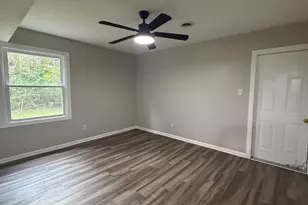 215 Sunnydale Dr, Warner Robins, GA 31088 - Photo 11