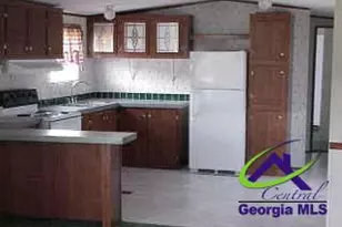 334 Brighton Dr, Byron, GA 31008 - Photo 3