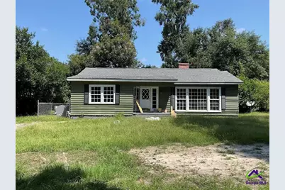66 Kibbee Street, Hawkinsville, GA 31036 - Photo 1