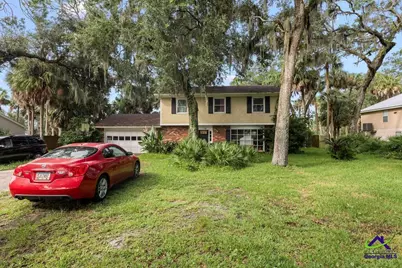 148 Belle Point Parkway, Brunswick, GA 31525 - Photo 1