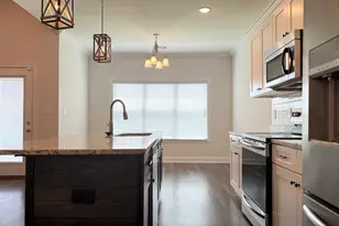 124 Cascades Ct, Bonaire, GA 31005 - Photo 5