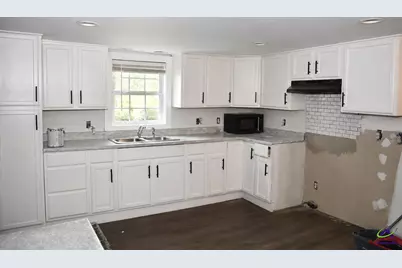 127 Village Blvd, Perry, GA 31069 - Photo 5