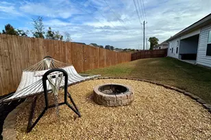 631 Broderick Cir, Warner Robins, GA 31088 - Photo 21