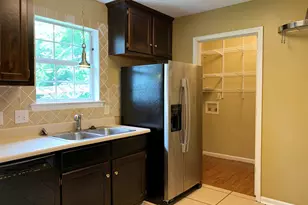 406 Chadwyck Cir, Bonaire, GA 31005 - Photo 7