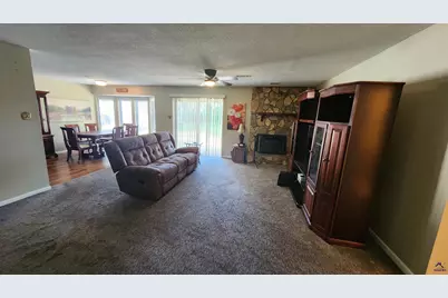 214 Hickory Glen, Centerville, GA 31028 - Photo 3
