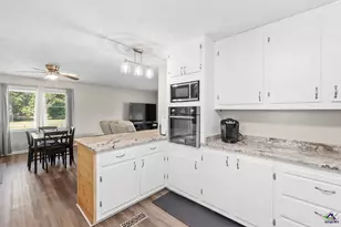 613 Duncan Ave, Unadilla, GA 31091 - Photo 15