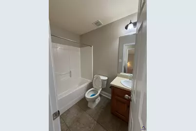 605 Cheshire Drive, Warner Robins, GA 31088 - Photo 13