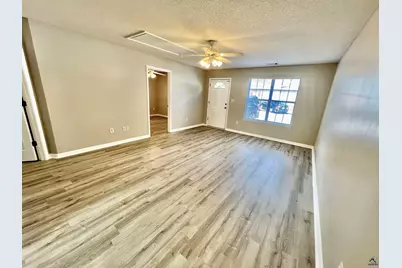 246 Katelyn Circle, Warner Robins, GA 31088 - Photo 3