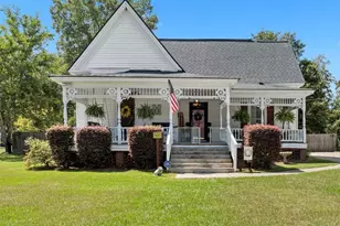 89 S Dooley St, Hawkinsville, GA 31036 - Photo 1