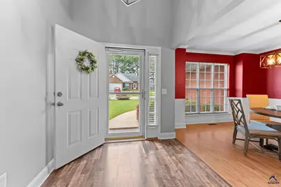 318 Christopher Luke Circle, Perry, GA 31069 - Photo 5