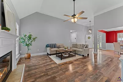 318 Christopher Luke Circle, Perry, GA 31069 - Photo 11