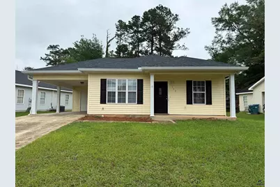 304 Spring Creek Drive, Perry, GA 31069 - Photo 1