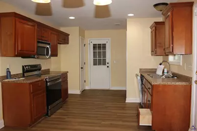 205 Gayla Ct, Warner Robins, GA 31088 - Photo 3