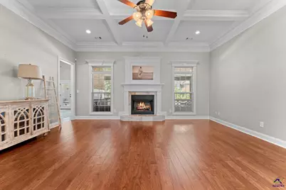 400 Avondale Circle, Warner Robins, GA 31088 - Photo 11