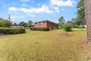116 Watson St, Hawkinsville, GA 31036 - Photo 27