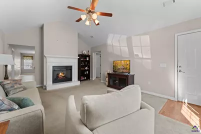 427 Spike Trail, Warner Robins, GA 31088 - Photo 3