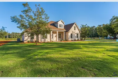 8 Pleasant Oaks Drive, Perry, GA 31069 - Photo 5