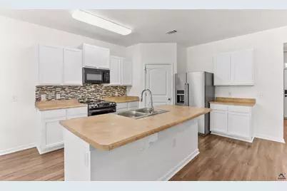 229 Flowing Meadows Drive, Kathleen, GA 31047 - Photo 17
