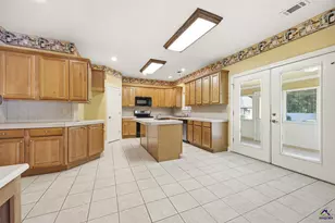 127 S Live Oak Ct, Byron, GA 31008 - Photo 13