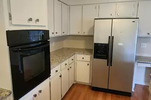 304 Lake Front Dr, Warner Robins, GA 31088 - Photo 9