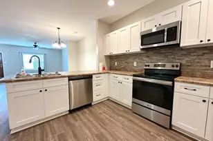 210 Grayton Way, Perry, GA 31069 - Photo 7