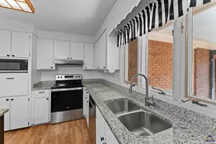 802 Westwood Dr, Warner Robins, GA 31088 - Photo 17