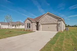 215 Farmland Circle, Perry, GA 31069 - Photo 3