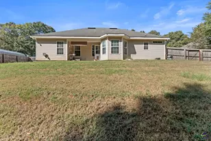 200 Crestwood Cir, Centerville, GA 31028 - Photo 35