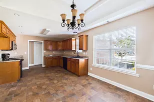 709 Sark Dr, Warner Robins, GA 31088 - Photo 13