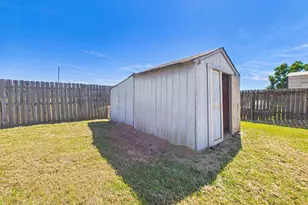709 Sark Dr, Warner Robins, GA 31088 - Photo 49