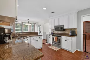 27 Hickory Ln, Macon, GA 31210 - Photo 17