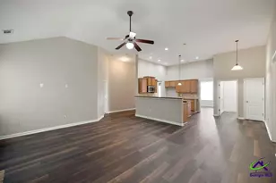 106 E Haven Ct, Kathleen, GA 31047 - Photo 3
