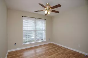 520 Arrie Dr, Byron, GA 31008 - Photo 9