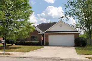 207 Sugarloaf Pkwy, Perry, GA 31069 - Photo 1