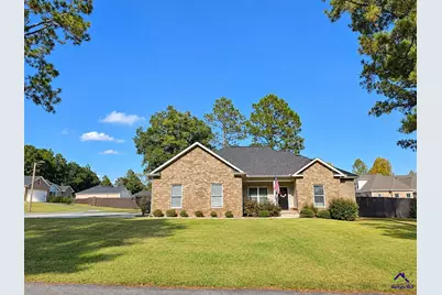 24 Boxwood Street, Hawkinsville, GA 31036 - Photo 1
