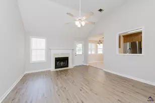 115 Melissa Ln, Warner Robins, GA 31088 - Photo 3