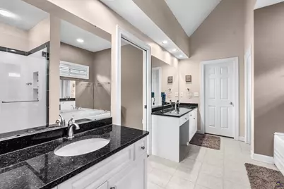 223 Twelve Oaks Drive, Warner Robins, GA 31088 - Photo 29