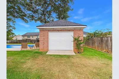 223 Twelve Oaks Drive, Warner Robins, GA 31088 - Photo 73