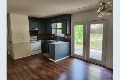 205 Debra Drive, Warner Robins, GA 31088 - Photo 9