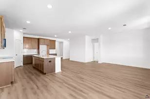 211 Ivy Glen Dr, Perry, GA 31069 - Photo 13
