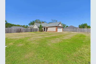 202 Greylock Drive, Perry, GA 31069 - Photo 3