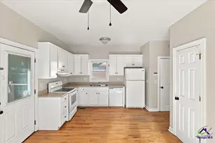 1452 Tattnall Pl, Macon, GA 31201 - Photo 13
