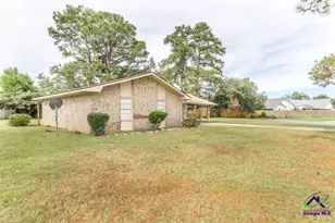 301 Galahad, Warner Robins, GA 31093 - Photo 3