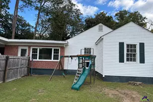 1301 Georgia Ave, Perry, GA 31069 - Photo 23